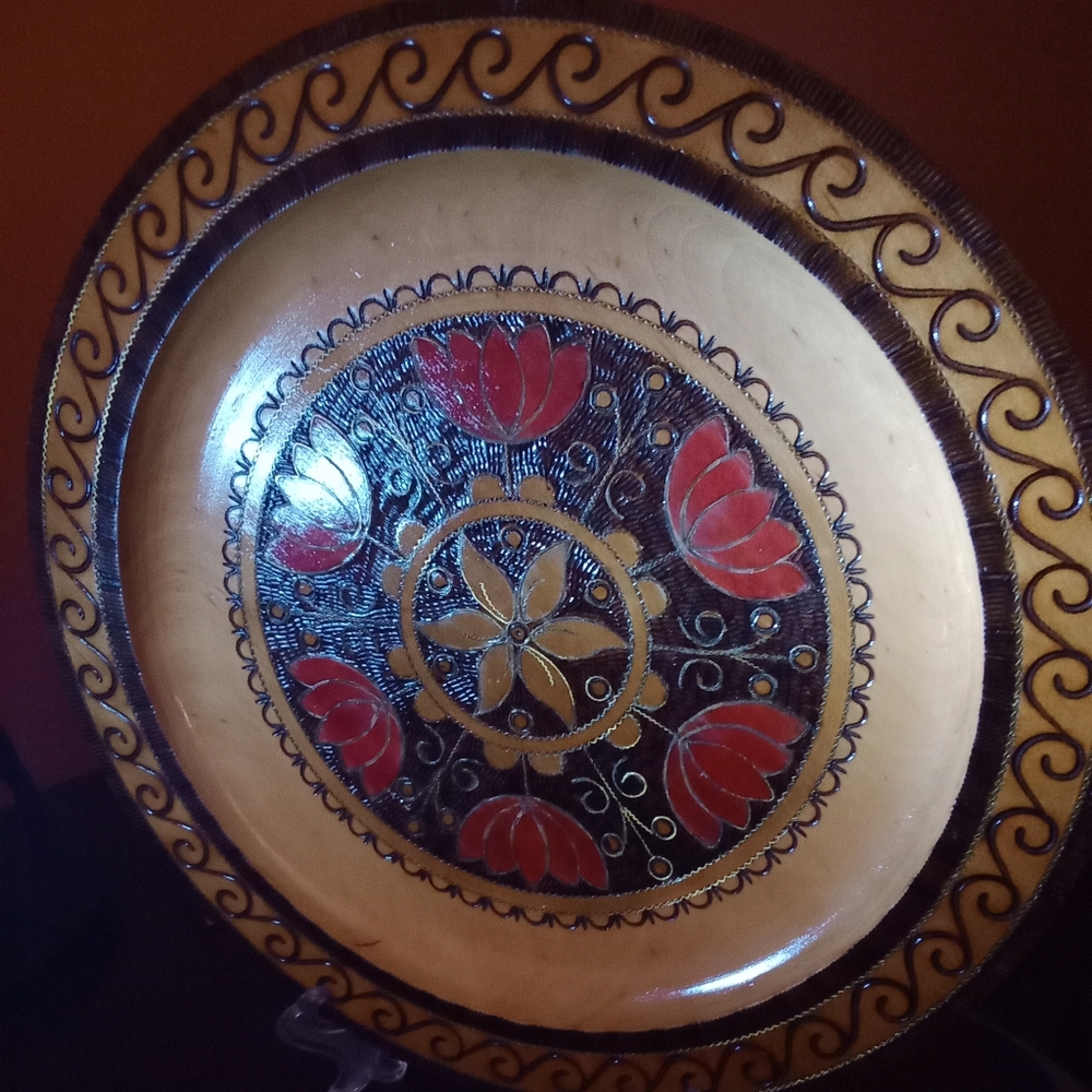 This beautiful Antique wood painted  wooden plate.